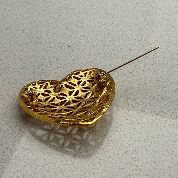 Vintage Gold Tone Heart Brooch with Rhinestones - Picture 7 of 9